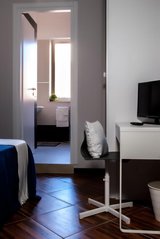 Your Bed Napoli Δωμάτιο φωτογραφία
